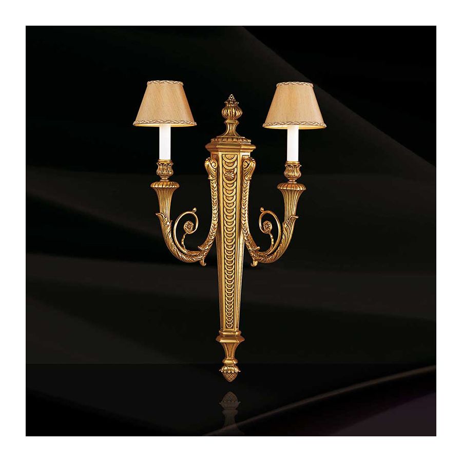 French Gold Finish / With plain beige lamp shade