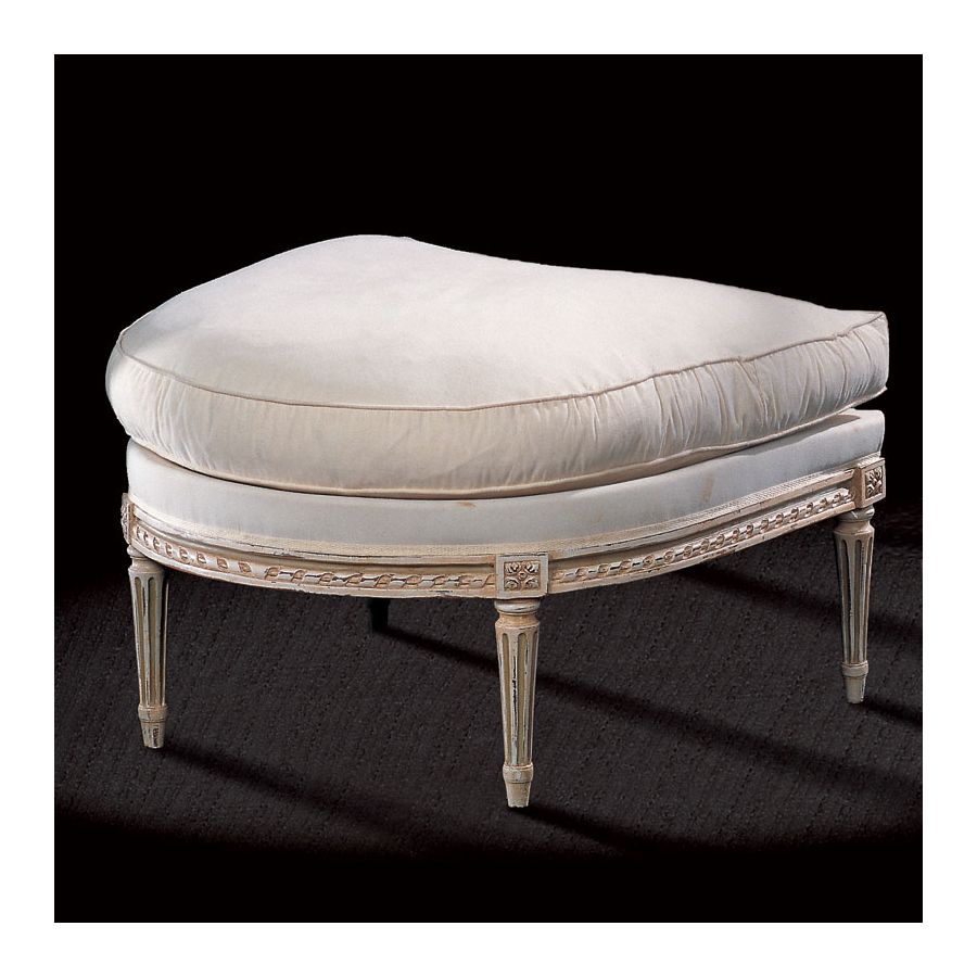 Antique White / Antique Cream finish