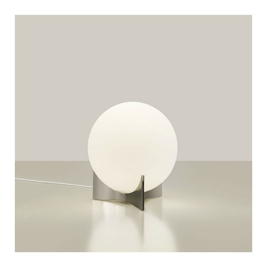 Table lamp / Nickel finish