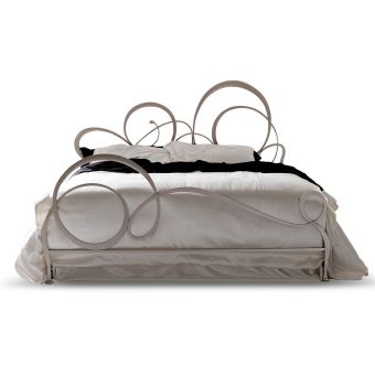 Corte Zari / Panel Beds / Bizet