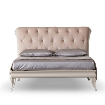 Corte Zari / Panel Beds / Gaston