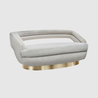 Essential Home / Sofa / Russel