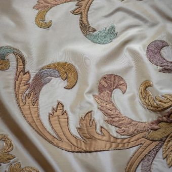 Beaumont & Fletcher / Textilien / Rondine