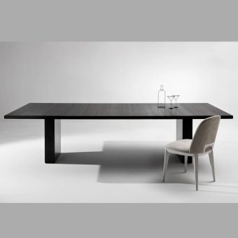 Laurameroni / Dining Tables / ST 51
