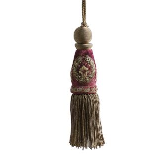 Beaumont & Fletcher / Rings and brushes / Cordelia Key Tassel