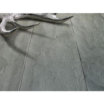 Bassano Parquet / Hand scraped oak parquet / Opera Prima Oak Decking Effect