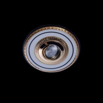 Mariner / Spot Lighting / Casted Bronze & Wood 19974.0