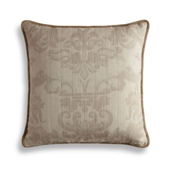 Beaumont & Fletcher / Pillows / Wicklow Oatmeal Cushion