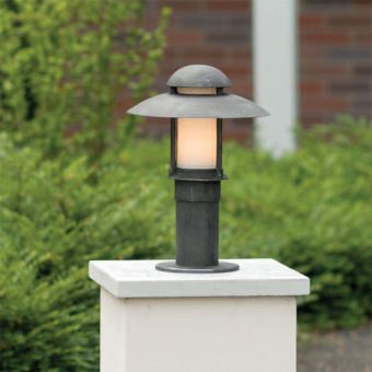 Robers / Outdoor Pedestal Lamp / AL 6523