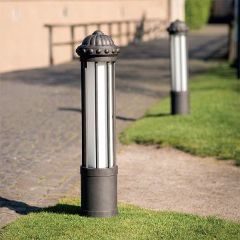Robers / Outdoor Post Lamp / AL 6855