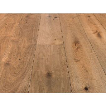 Bassano Parquet / Brushed oak parquet / Thermo Thermotreated Oak 165°