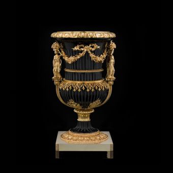 Badari / Decorative Vases / Lorenzo Vase V1-1490/01/NN