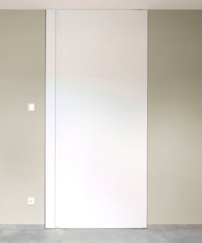 ComTür / Sving Internal Pivot Doors / Sving-wood
