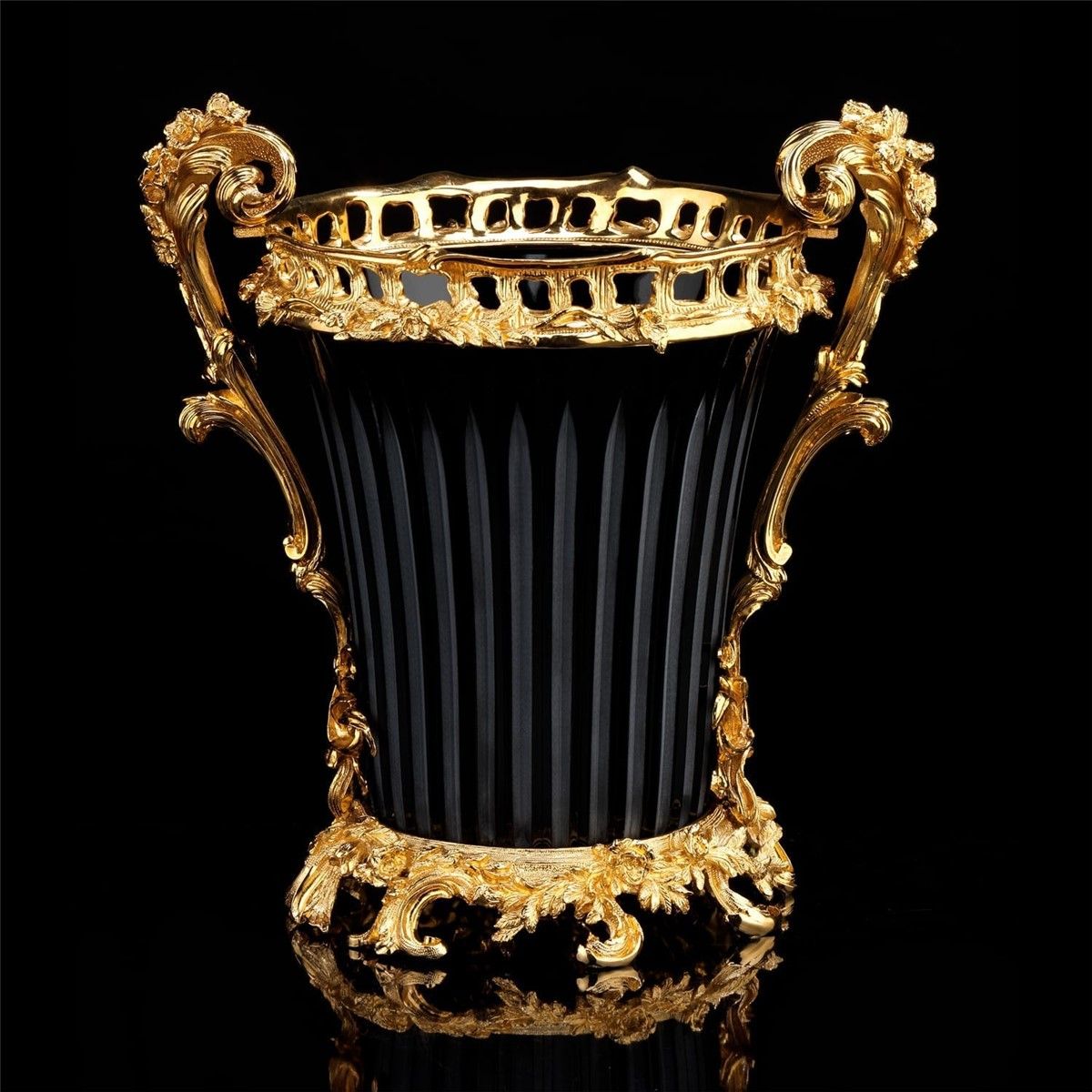 Badari / Decorative & Flower Vases / Hermitage Champagne V1-1560/01/NN