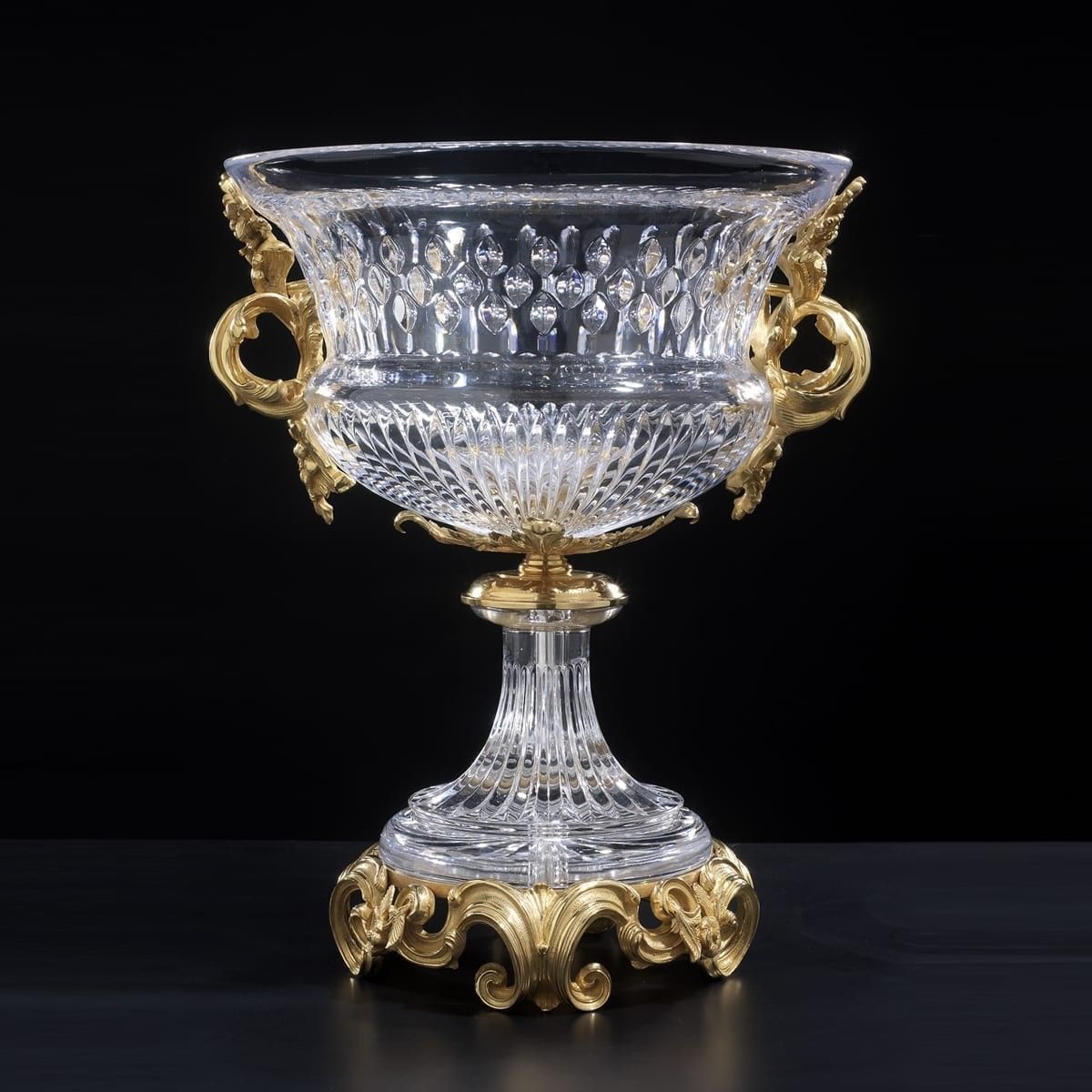 Badari / Decorative Vases / Medici V1-511/11/TR