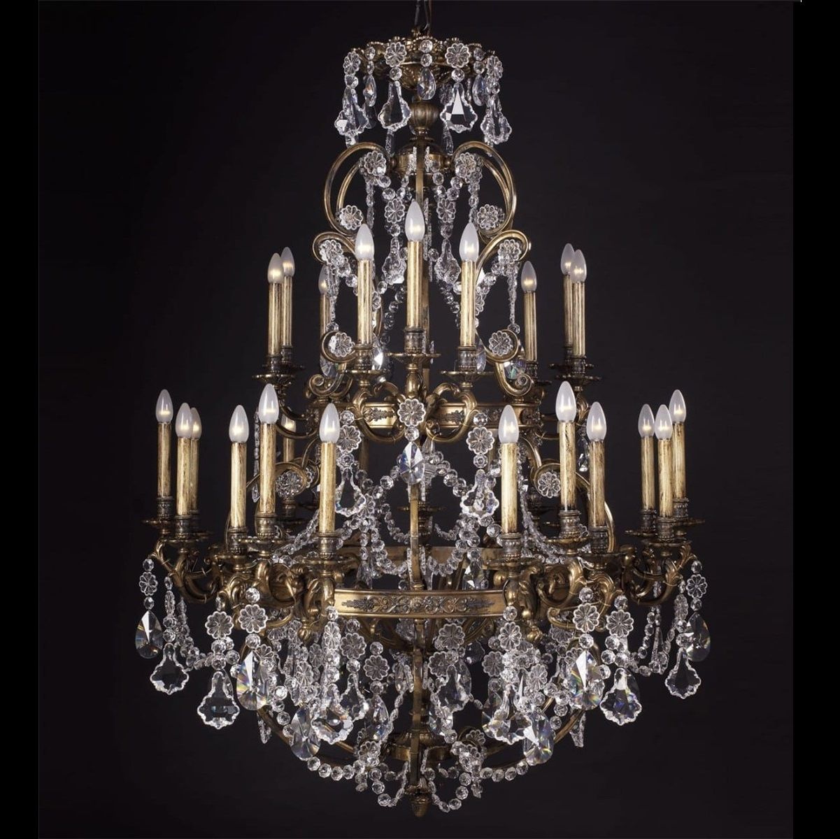 Badari / Chandeliers / Rome B4-443/27