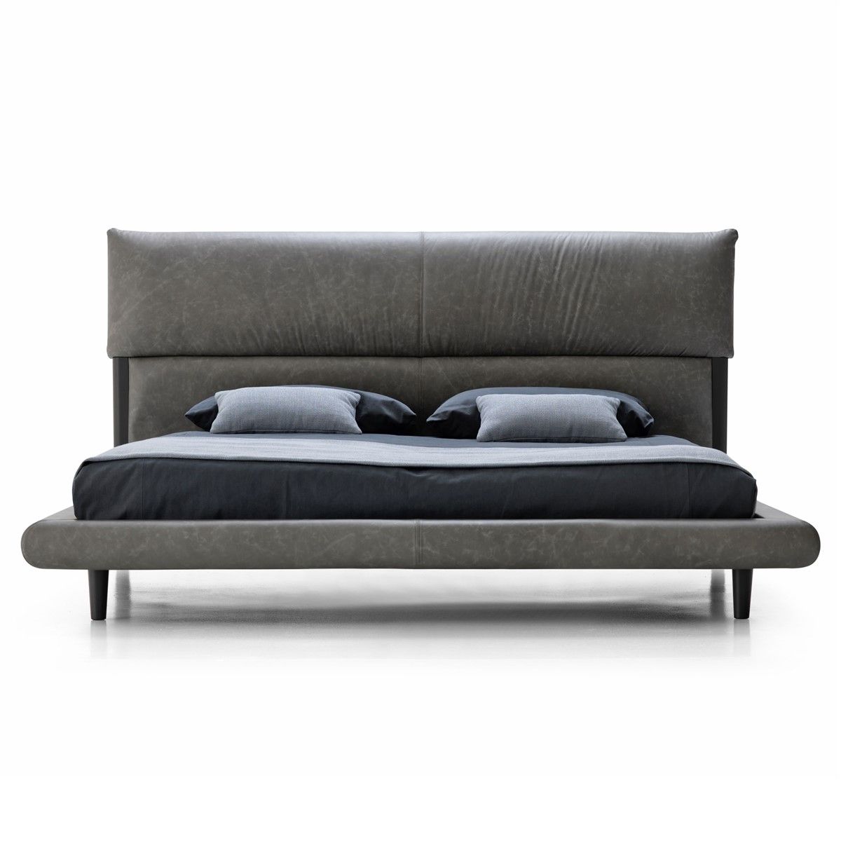 Corte Zari / Panel Beds / Herman