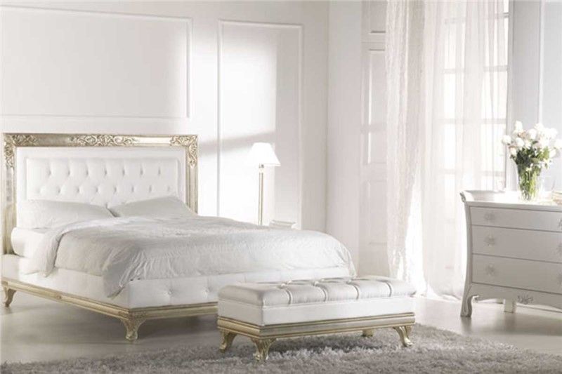 Keoma / Beds / Patrizia: Bed and Ottoman
