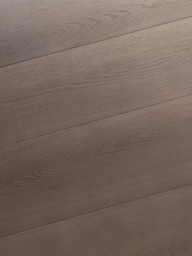 Berti / Ek Berti Studio / Greyish light grey oak parquet