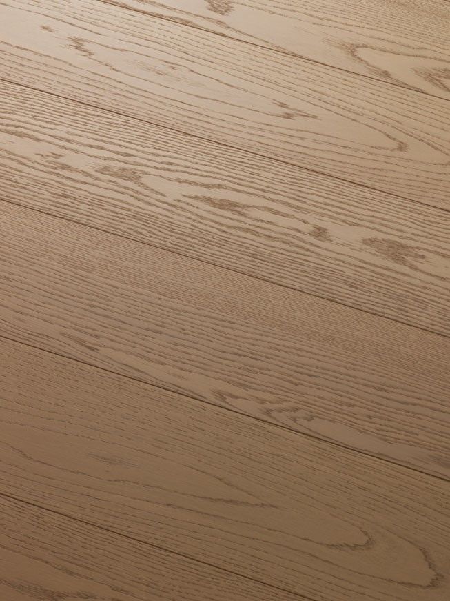 Berti / Ekparkett och andra träslag essentiell / Oak Duna pre-finished light wood flooring