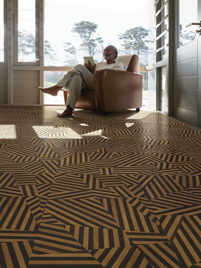 Berti / Square Space Marketeri / Pattern floor Juvalta