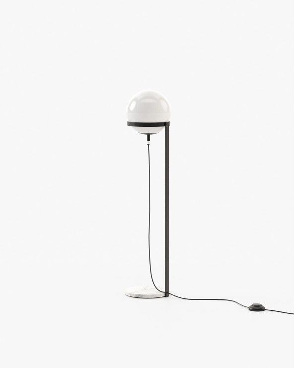 Laskasas / Floor Lamps / Clarke