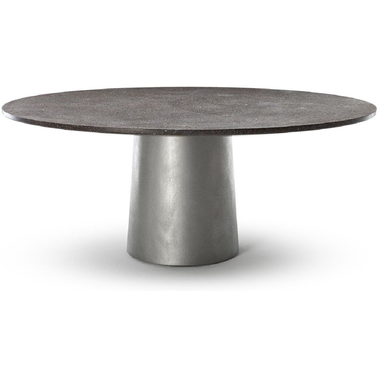 Exteta / Dining Tables / Etna