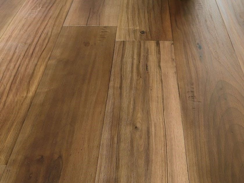 Bassano Parquet / Parquet in noce spazzolato a mano / Bassano 1832 European Walnut