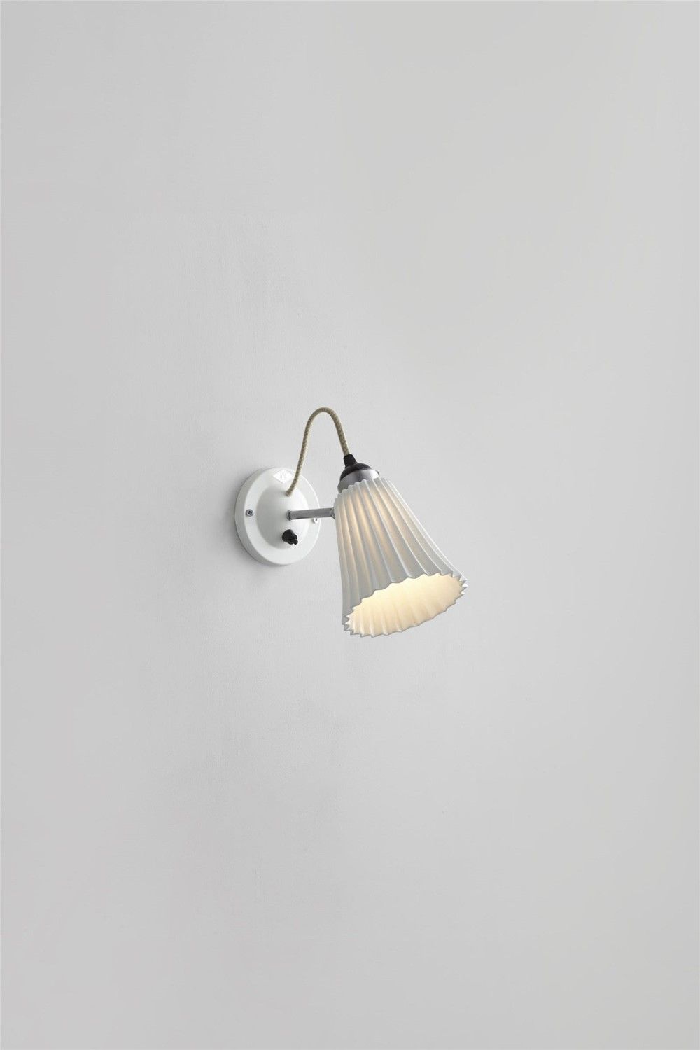 Original BTC / Wall Lights / Hector Pleat Medium Switched