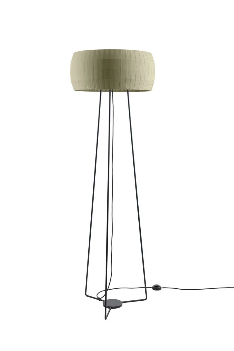 Carpyen / Floor Lamps / Isamu