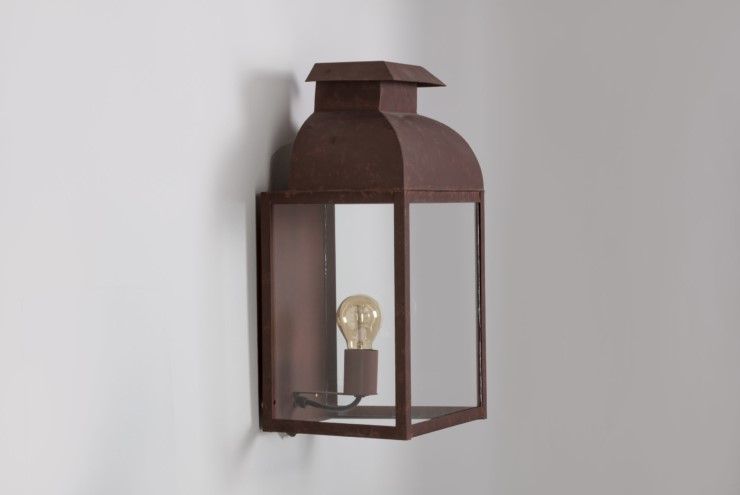 LumArt / Outdoor Wall Lights / Commanderie L 238