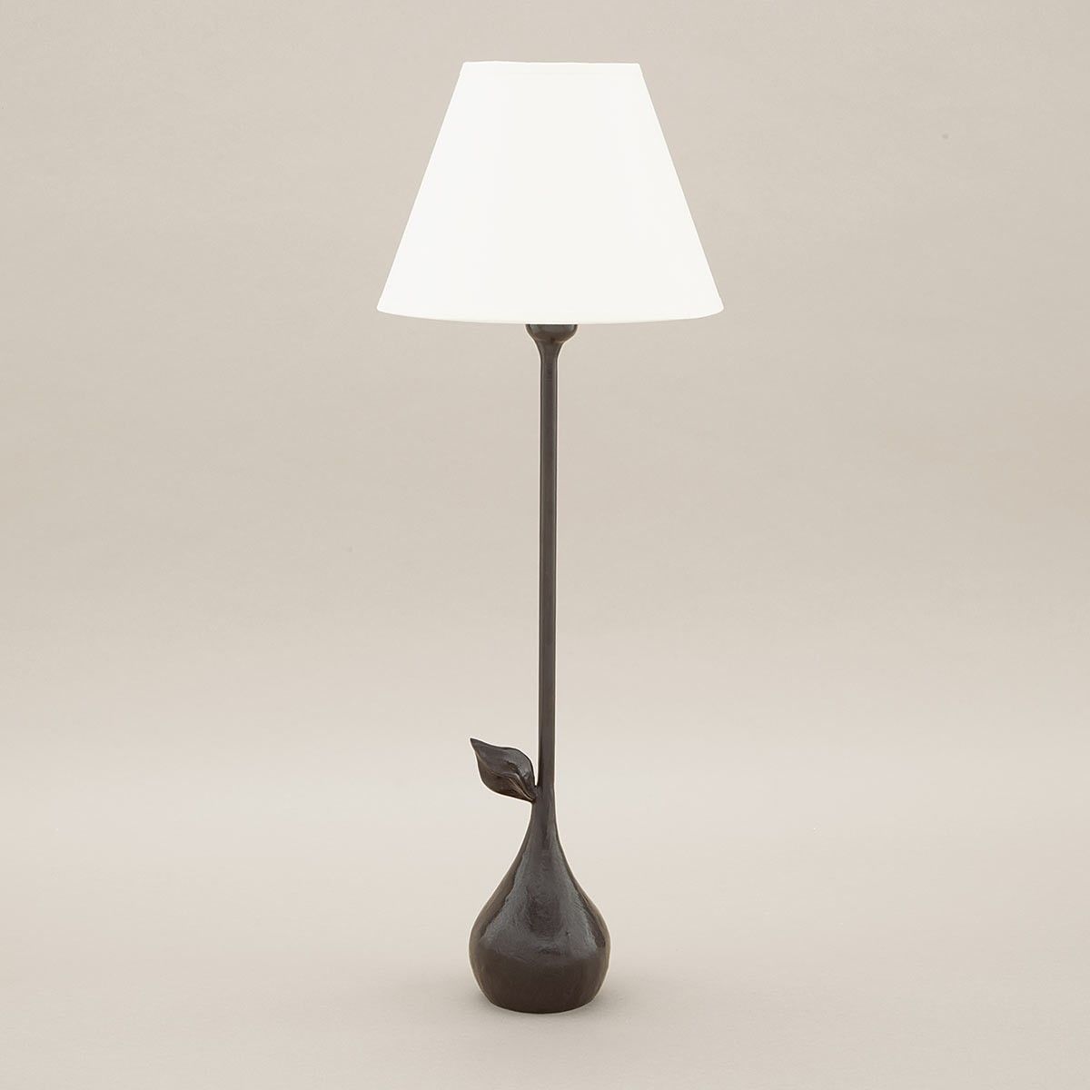 Objet Insolite / Bronze table lamp / Lampe Clara