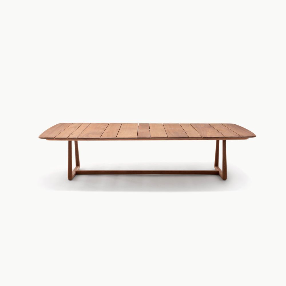 Exteta / Dining Tables / Lpidc14 Wooden
