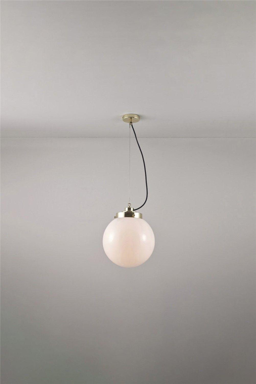 Original BTC / Pendants & Suspension Lights / Medium Globe