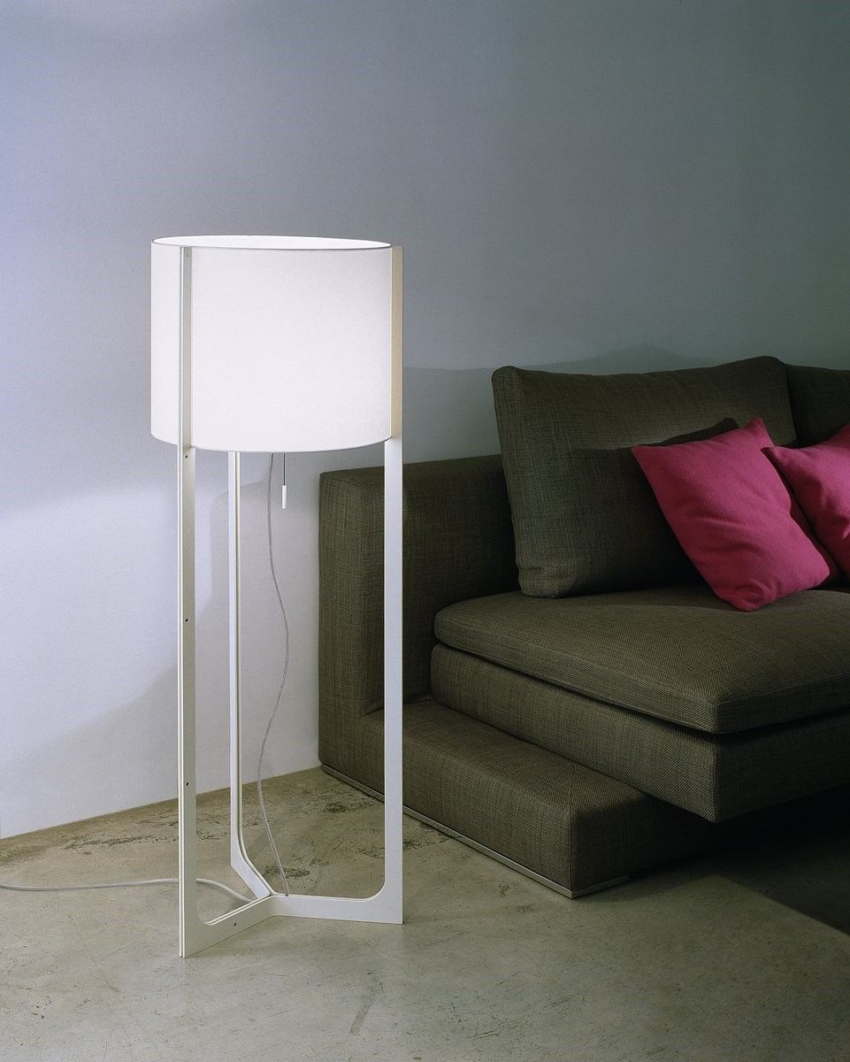 Carpyen / Floor Lamps / Nirvana