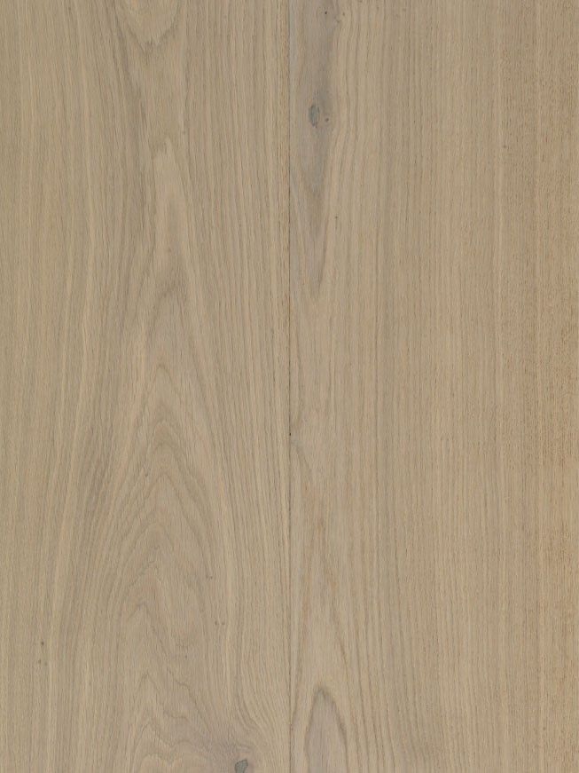 Berti / Ekparkett Och Andra Träslag Essentiell / Oak Cream pre-finished pale wood flooring Chevron