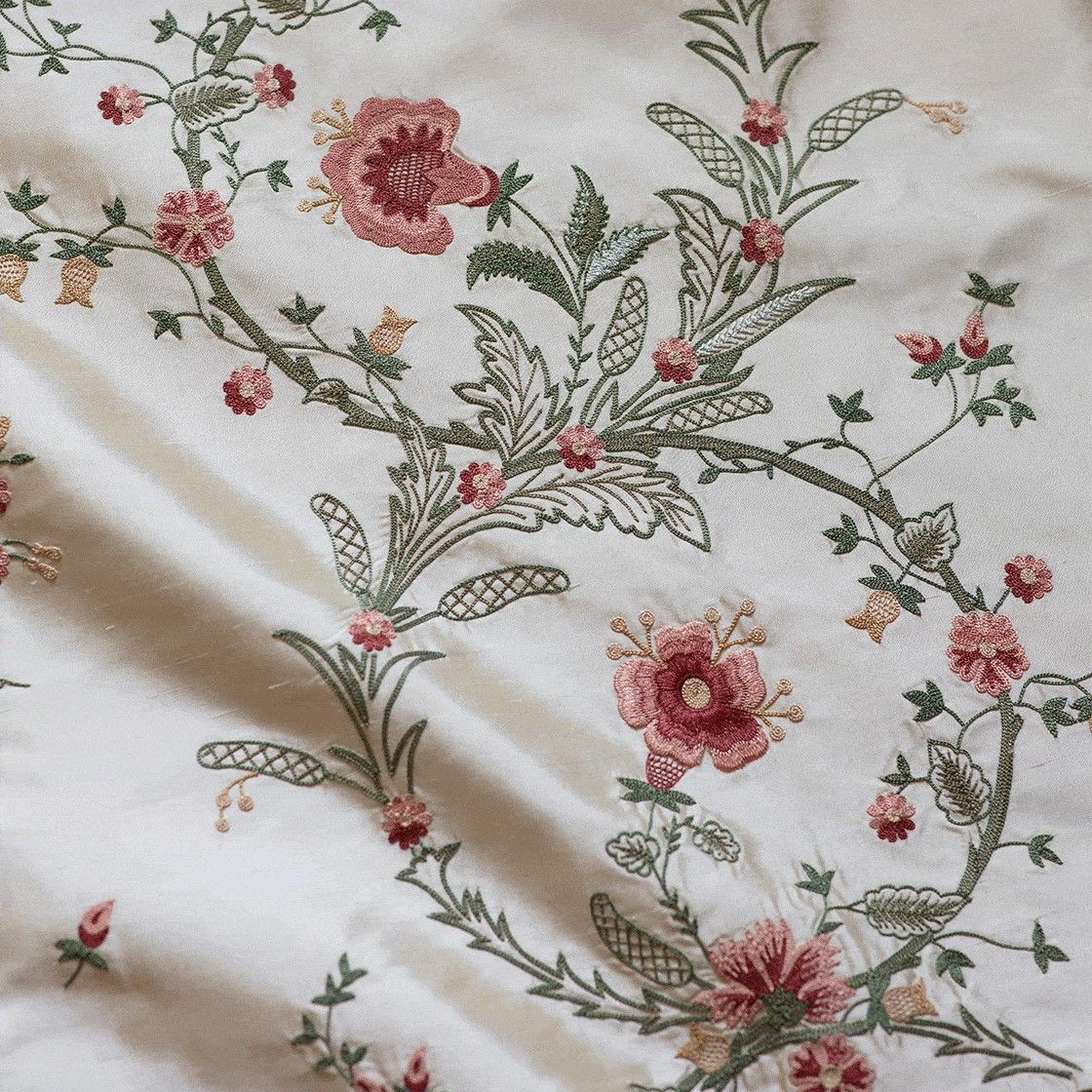 Beaumont & Fletcher / Textiles / Octavia