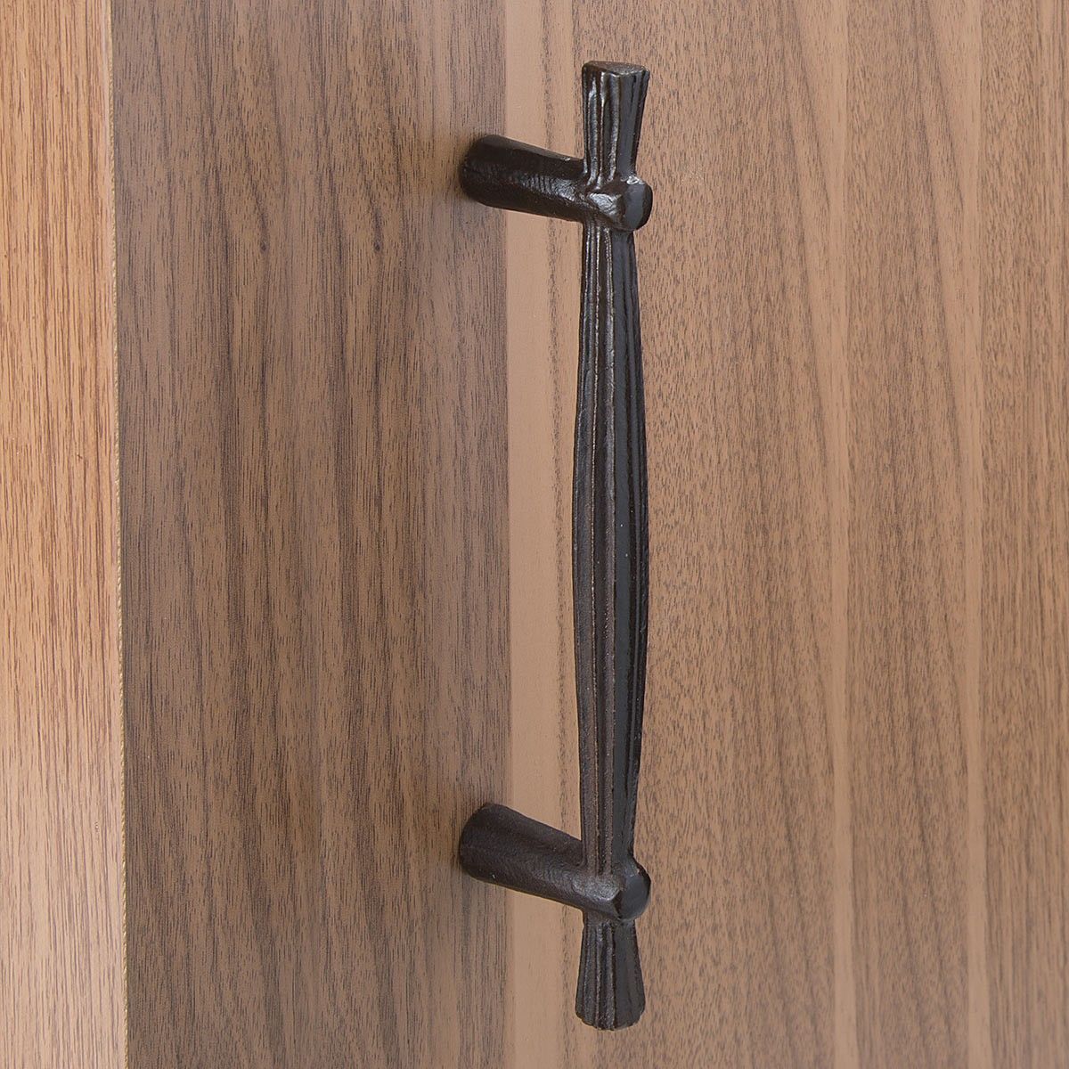 Objet Insolite / Pull / Poignée de tirage Galon