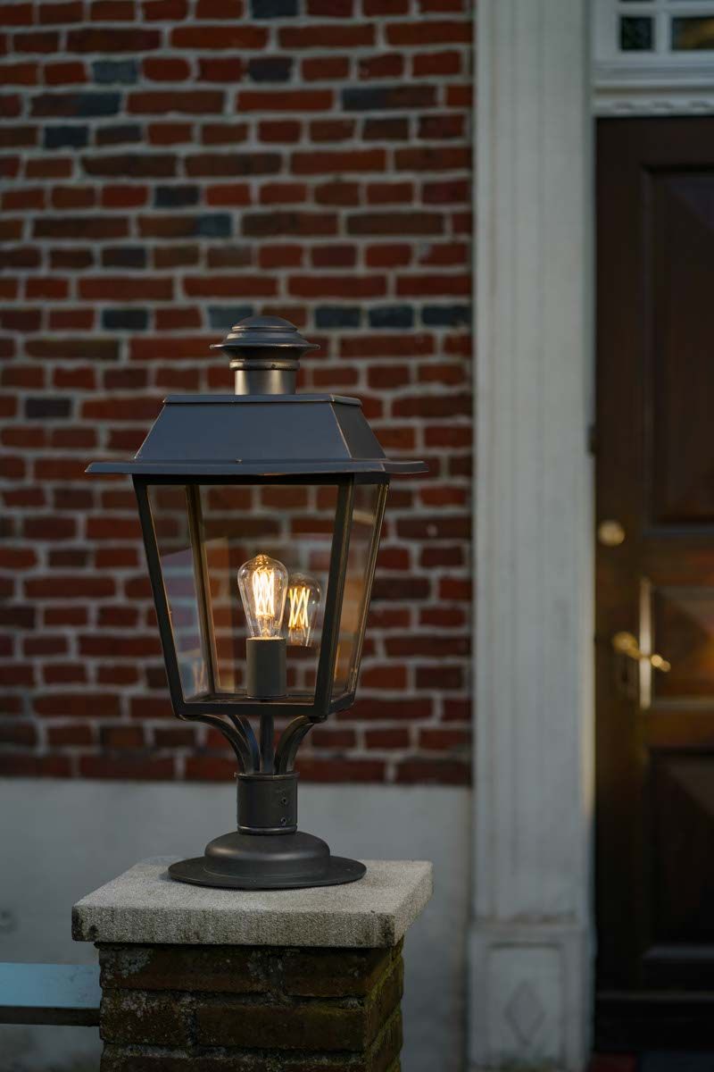 Robers / Outdoor Pedestal Lights / AL6983