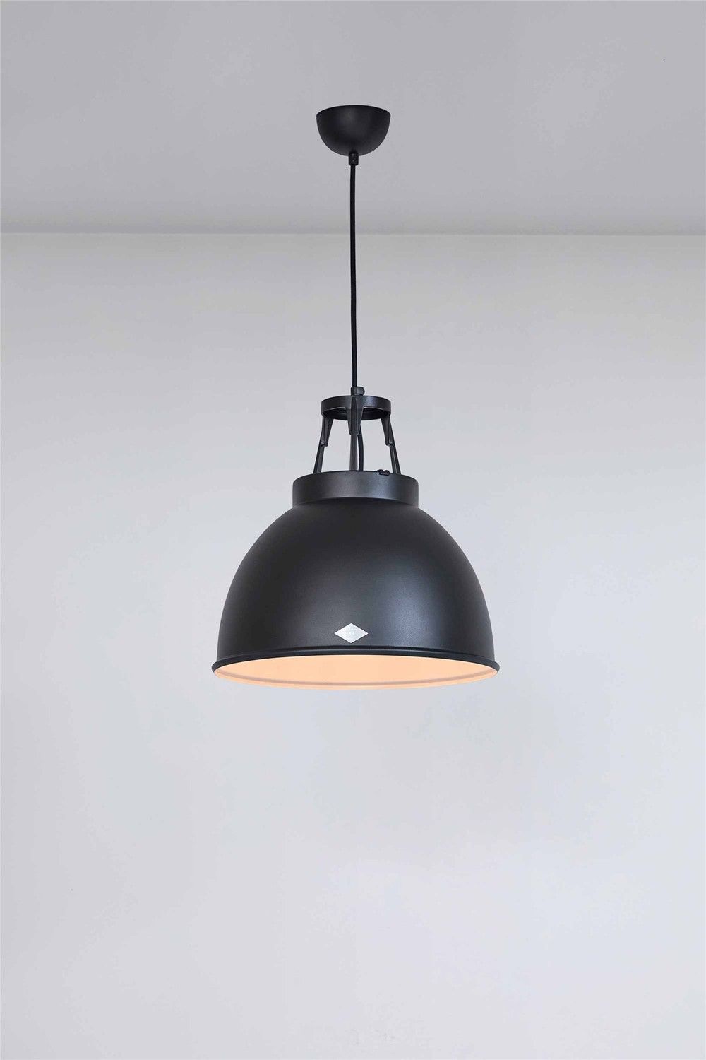 Original BTC / Pendants & Suspension Lights / Titan Size 1 Black Edition