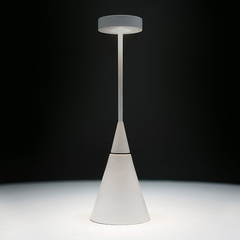 Zava / Bordslampor / Fenex Rechargeable