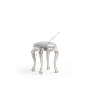 Corte Zari / Benches & Ottomans / Filippa