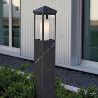 Robers / Outdoor Pedestal Lamp / AL 6902