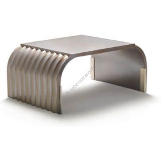 Elledue / Coffee Tables / The Aqvila AT 854