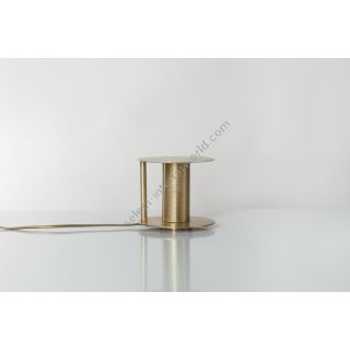 LumArt / Table Lamps / Whisper S 7140