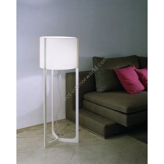 Carpyen / Floor Lamps / Nirvana