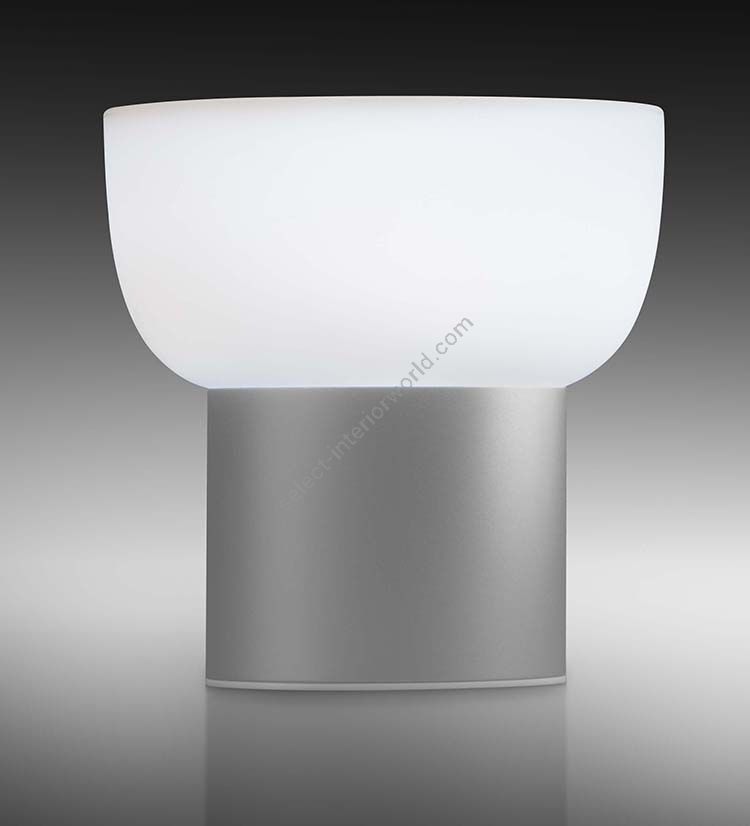 Alma Light / Outdoor Table Lamps / Patio LED 2000
