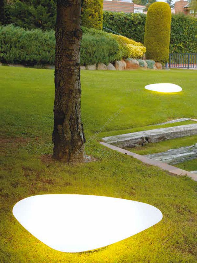 Alma Light / Outdoor Floor Lamps / Stone Led 2300