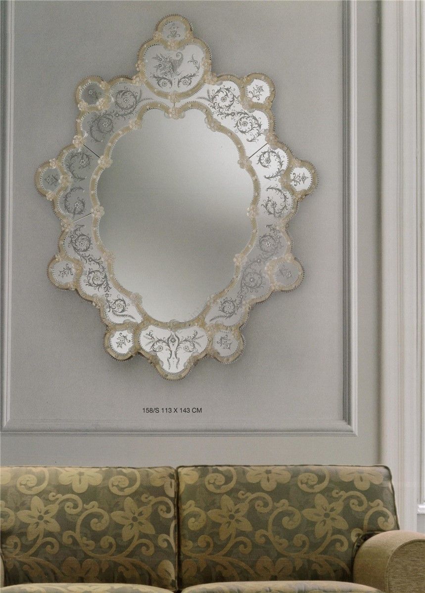 Italian Luxury Lighting / Wall Mirrors / Elegant Venetian Glass with Decorations in Gold 158S