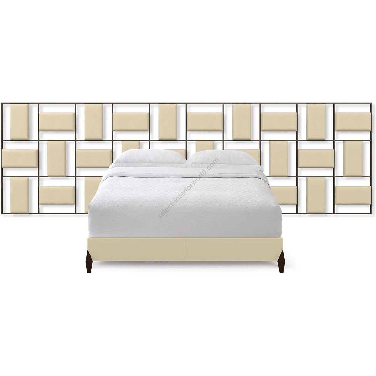 Christopher Guy / Beds / Monolith Nuit I 20-0699